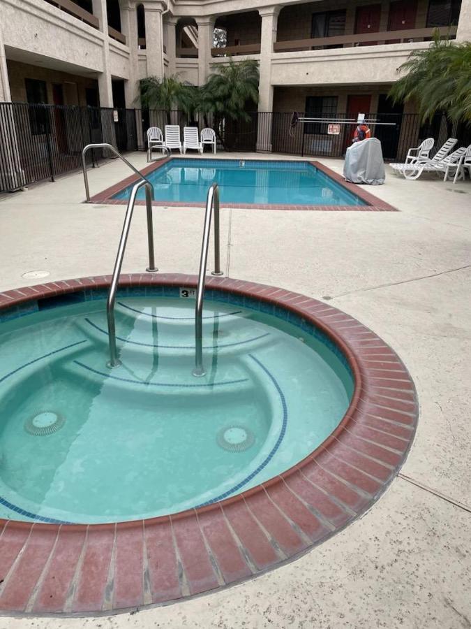 Premier Inns Thousand Oaks Exteriör bild