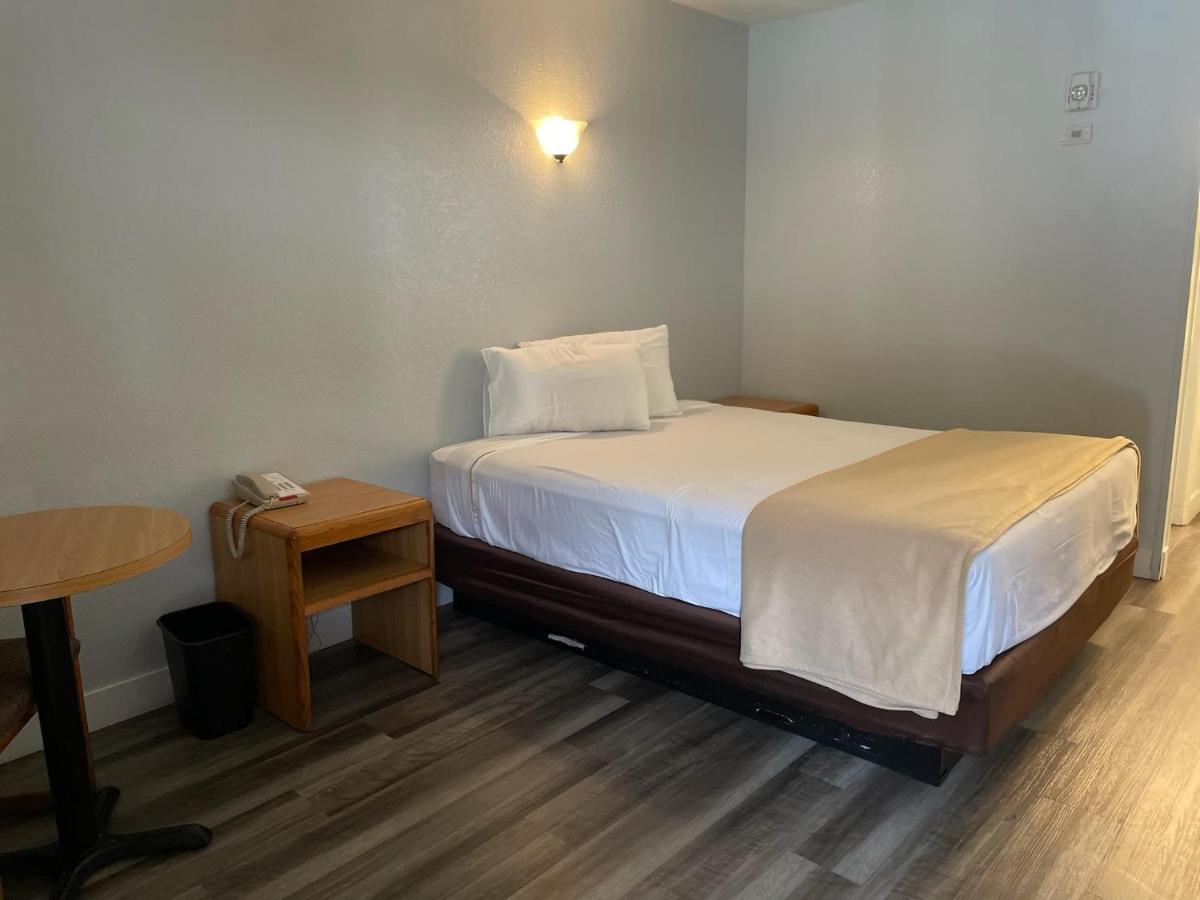 Premier Inns Thousand Oaks Exteriör bild